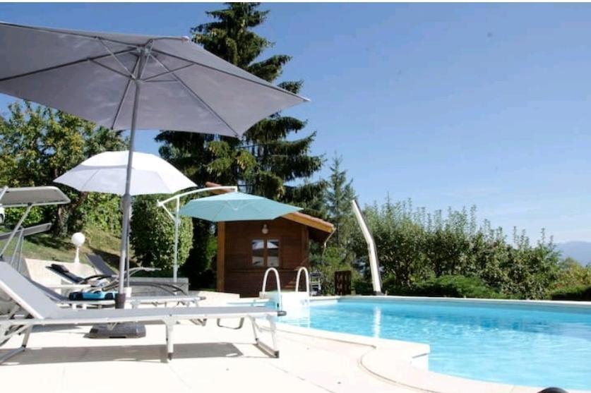 La Villa Jo Le Grand-Lemps Exteriér fotografie